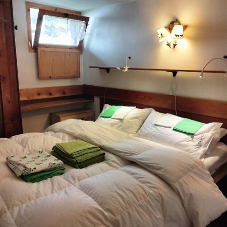 ヴァルトゥルナンシュCervinia-Valt Sport & Relax Houseアパートメント エクステリア 写真